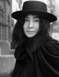 Klingeltöne  Yoko Ono kostenlos runterladen.